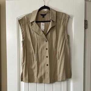 Banana Republic Factory Tan Sleeveless Button-Down Shirt